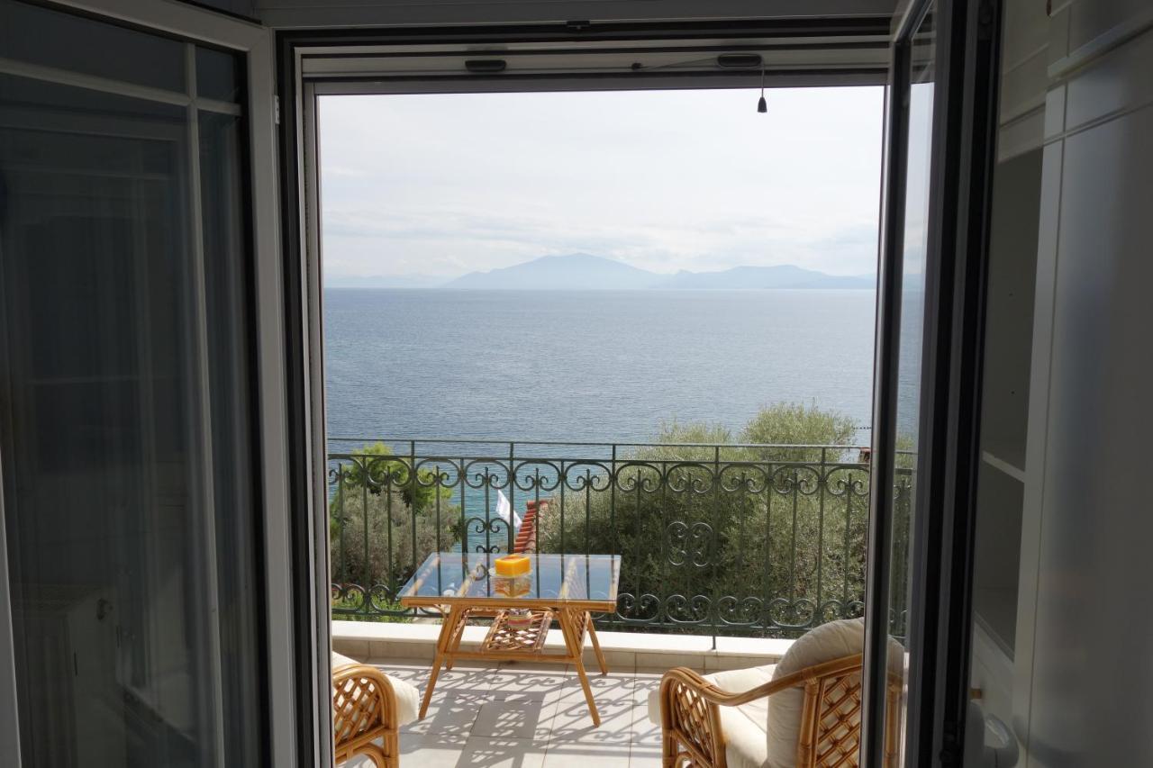 Beach Front House With View Marathos  Dış mekan fotoğraf
